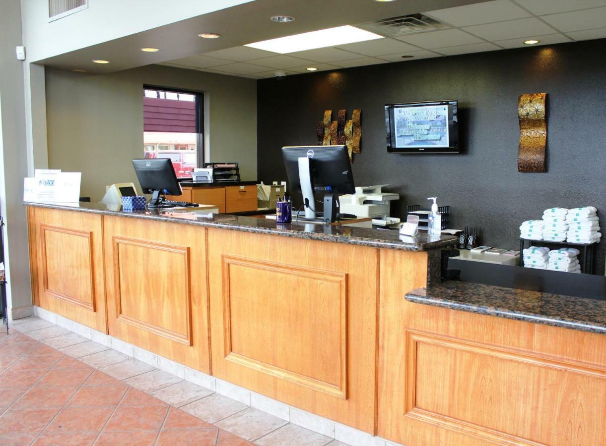 Victoria Palms Inn And Suites Donna Exterior foto
